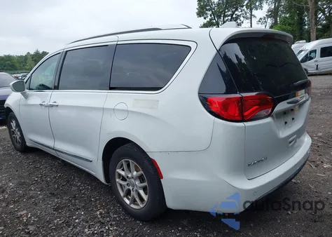 2020 Chrysler Pacifica Touring L z USA, uszkodzony, nr VIN 2C4RC1BGXLR142994